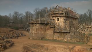 Link to Video | experiment, tourist destination, Middle Ages, Yonne, France, Guédelon Castle, Bourgogne-Franche-Comté, Treigny, 2010, High Middle Ages, color, craft, castle, construction site, tourist attraction, experimental archaeology, long-term experiment, 13th century