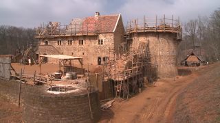 Link to Video | experiment, tourist destination, Middle Ages, Yonne, France, Guédelon Castle, Bourgogne-Franche-Comté, Treigny, 2010, High Middle Ages, color, craft, castle, construction site, tourist attraction, experimental archaeology, long-term experiment, 13th century