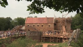 Link to Video | experiment, tourist destination, Middle Ages, Yonne, France, Guédelon Castle, Bourgogne-Franche-Comté, Treigny, 2011, High Middle Ages, color, castle, tourist attraction, experimental archaeology, long-term experiment, 13th century