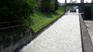 Link to Video | Isar, fun, summer, Rafts on river Isar, event, community, leisure, raft, water, river, beer, nature, society, human social group, Boat lanes, Bavaria