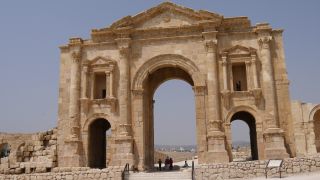 Link to Video | historic site, ruins, tourist destination, Full High Definition, color, Roman city, ancient Roman architecture, 4K resolution, 2016, Western Asia, Jerash, ancient history, Near East, classical antiquity, Ancient Jerash, tourist attraction, emptiness, Mediterranean Basin, Jordan, archaeological site