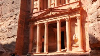 Link to Video | historic site, ruins, tourist destination, cultural property, color, 4K resolution, 2016, Near East, Petra, Jordan, archaeological site, UNESCO World Heritage Site