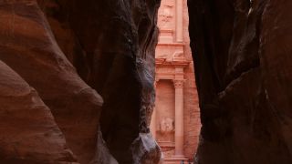 Link to Video | historic site, ruins, tourist destination, cultural property, color, 4K resolution, 2016, Near East, Petra, Jordan, archaeological site, UNESCO World Heritage Site