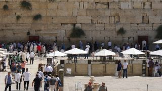 Link to Video | historic site, Jerusalem, Western Wall, color, 4K resolution, 2016, Jew, orthodoxy, religious servant, holy place, Near East, Israel, Orthodox Judaism, religion, Judaism