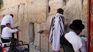 Link to Video | historic site, Jerusalem, Western Wall, color, 4K resolution, 2016, Jew, orthodoxy, religious servant, holy place, Near East, Israel, Orthodox Judaism, religion, Judaism