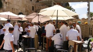 Link to Video | historic site, Jerusalem, Western Wall, color, 4K resolution, 2016, Jew, orthodoxy, religious servant, holy place, Near East, Israel, Orthodox Judaism, religion, Judaism