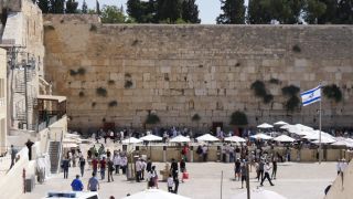 Link to Video | historic site, Jerusalem, Western Wall, color, 4K resolution, 2016, Jew, orthodoxy, religious servant, holy place, Near East, Israel, Orthodox Judaism, religion, Judaism