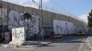 Link to Video | graffiti, street art, State of Palestine, color, 4K resolution, 2016, West Bank, wall, Near East, Israeli West Bank barrier, tourist, art, Israel, Arab–Israeli conflict