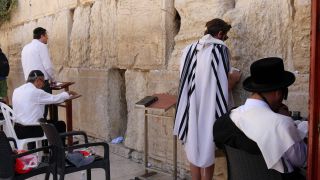 Link to Video | historic site, Jerusalem, Western Wall, color, 4K resolution, 2016, Jew, orthodoxy, religious servant, holy place, Near East, Israel, Orthodox Judaism, religion, Judaism