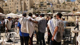 Link to Video | historic site, Jerusalem, Western Wall, color, 4K resolution, 2016, Jew, orthodoxy, religious servant, holy place, Near East, Israel, Orthodox Judaism, religion, Judaism