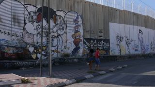 Link to Video | graffiti, street art, State of Palestine, color, 4K resolution, 2016, West Bank, wall, Near East, Israeli West Bank barrier, tourist, art, Israel, Arab–Israeli conflict