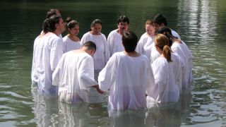 Link to Video | Christian, believer's baptism, ritual, color, 4K resolution, 2016, baptism in the Catholic Church, liquid water, baptism, Jordan River, river, Near East, Christianity, Israel, religion, Yardenit