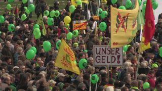 Link to Video | Stuttgart, March, state capital in Germany, demonstration, Full High Definition, Germany, 2011, color, March 19, protest, Stuttgart 21, Baden-Württemberg