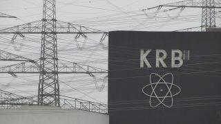 Link to Video | February, nuclear power, winter, nuclear power plant, Full High Definition, 2013, color, concrete, boiling water reactor, Gundremmingen, Gundremmingen Nuclear Power Plant, Bavaria