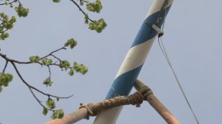 Link to Video | Upper Bavaria, community, Full High Definition, 2013, Deining (Egling), color, custom, May 1, municipality in Germany, village, teamwork, maypole, tradition, May Day, Bavaria