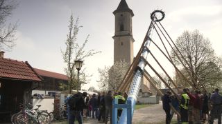 Link to Video | Upper Bavaria, community, Full High Definition, 2013, Deining (Egling), color, custom, May 1, municipality in Germany, village, teamwork, maypole, tradition, May Day, Bavaria