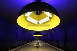 Link to Photo | photography, pandemic, Perspektiven, Munich, Germany, perspective, perspective, curfew, silence, emptiness, metro station