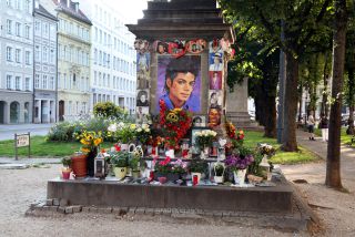 Link to Photo | photography, photograph, color photography, Munich, Germany, global city, digital color photograph, Bavaria