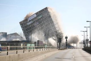 Link to Photo | photography, building implosion, Munich, high-rise building, Germany, 17 February 2008, 2008, Agfa-Gevaert