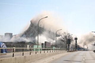 Link to Photo | photography, building implosion, Munich, high-rise building, Germany, 17 February 2008, 2008, Agfa-Gevaert