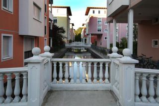 Link to Photo | photography, architecture, bridge, photograph, Munich, color, Pasing, Würm, Pasinger Stadtpark, liquid water, architectural style, river, 2021, residential area, urban area
