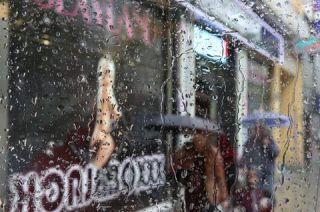 Link to Photo | fine-art photography, Munich, digital photography, drop, color, Photoart, wet season, art, central business district, rain, Rainy Day