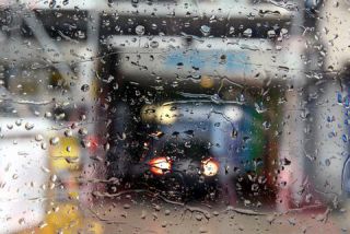 Link to Photo | fine-art photography, Munich, digital photography, drop, color, Photoart, wet season, art, central business district, rain, Rainy Day