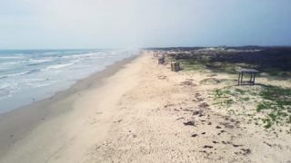 Link zum Video | Golf von Mexiko, Texas, Meer, Wasserwelle, Farbe, 4K, flüssiges Wasser, Vereinigte Staaten, Welle, Luftaufnahme, Nordamerika