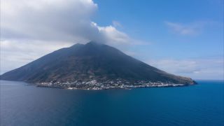 Link to Video | sea, color, 4K resolution, Italy, Tyrrhenian Sea, Europe, aerial shot, Mediterranean Basin, mediterranean sea