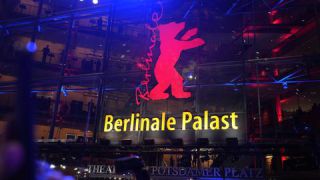 Link to Photo | February, annual event, photograph, Berlin International Film Festival, film industry, event, Germany, celebrity, color, film festival, February 15, opening ceremony, 2024, Berlin, evening, very important person