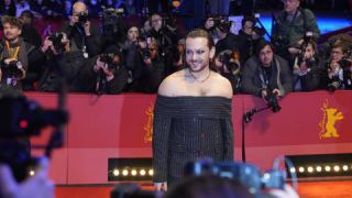 Link to Photo | February, annual event, photograph, Berlin International Film Festival, entertainer, film industry, event, Germany, celebrity, color, film festival, February 15, red carpet, opening ceremony, actor, Europe, 2024, Riccardo Simonetti, Berlin, evening, very important person
