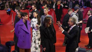 Link to Photo | February, annual event, photograph, Berlin International Film Festival, film industry, event, Germany, celebrity, color, film festival, February 15, opening ceremony, 2024, Berlin, evening, very important person