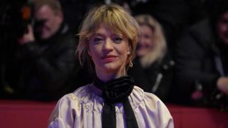 Link to Photo | television actor, February, annual event, photograph, Berlin International Film Festival, movie star, film industry, event, Germany, celebrity, actress, color, film festival, February 15, red carpet, opening ceremony, actor, 2024, Heike Makatsch, Berlin, evening, very important person