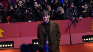 Link to Photo | Oppenheimer, February, annual event, photograph, Berlin International Film Festival, Robert Oppenheimer, film industry, event, Germany, Cillian Murphy, celebrity, color, film festival, February 15, red carpet, opening ceremony, actor, Europe, 2024, Berlin, evening, very important person