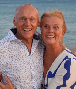 Link to Photo | vacation, August, photograph, fashion, summer, school holiday, joie de vivre, recreation, color, lifestyle, Portugal, 2024, paid time off, Smart casual, happiness, bestager, joy