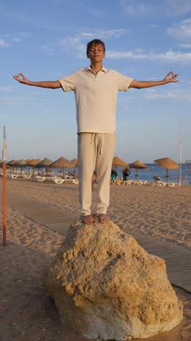 Link to Photo | vacation, August, photograph, fashion, summer, school holiday, joie de vivre, recreation, color, lifestyle, Portugal, 2024, paid time off, Smart casual, happiness, joy