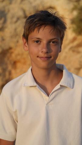 Link to Photo | vacation, August, photograph, fashion, summer, school holiday, joie de vivre, recreation, color, lifestyle, Portugal, 2024, paid time off, Smart casual, happiness, joy