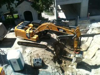 Link to Video | Handyvideo, excavator, 2017, construction site