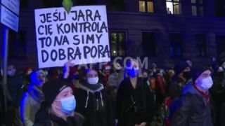 Link to Video | demonstration, February 21, protest, Agence France-Presse, rally