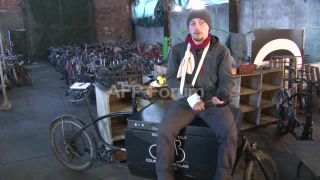 Link to Video | March 10, Agence France-Presse