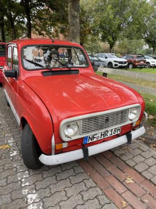 Link to Photo | motor car, Germany, Wyk auf Föhr, collectible, Renault 4, Föhr, red, 2024, antique car, Renault