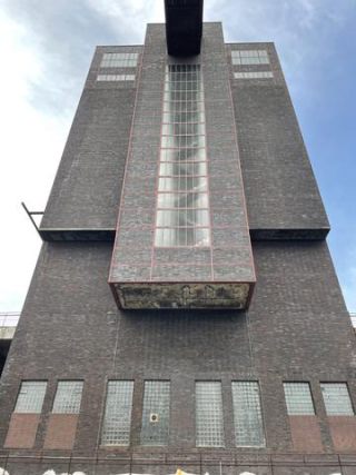 Link to Photo | September, photograph, Ruhr, industrial heritage site, Germany, Essen, amateur photography, color, mining, 2024, Stadtbezirk VI (Essen), tourist attraction, day, mining region, UNESCO World Heritage Site, coal mine