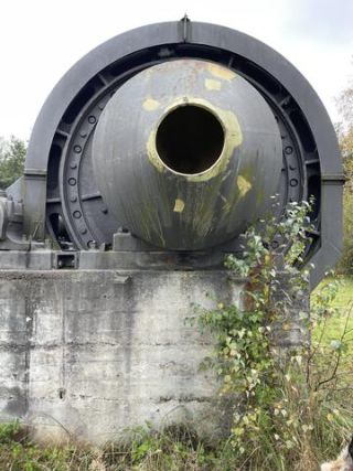 Link to Photo | metal, steel, October, photograph, autumn, Krupp, Munich, Germany, Neuperlach, amateur photography, 1960, mill, Rheinhausen, 2024, gravel pit, Perlach, day, Mächler, ball mill, Bavaria