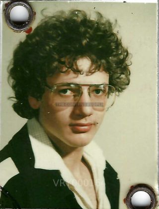 Link to Photo | photography, photograph, portrait, young man, glasses