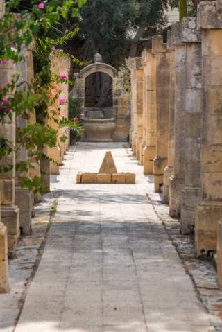 Link to Photo | Malta, color, 2023