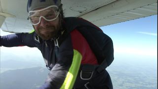 Link to Video | risk, September, adventure, leisure, skydiving, Nervenkitzel, 2006, flight, courage, color, close-up, hobby, parachute, human, man