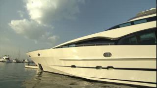 Link zum Video | Schiff, Yacht, Full High Definition, Reichtum, 2007, Farbe, Superyacht, Dubai, Yachthafen, Vereinigte Arabische Emirate, Luxusgut