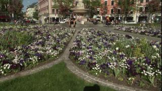 Link to Video | summer, state capital in Germany, Glockenbachviertel, big city, Gärtnerplatz, Gärtnerplatzviertel, Munich, Full High Definition, Germany, 2009, color, Central Europe, Europe, Bavaria
